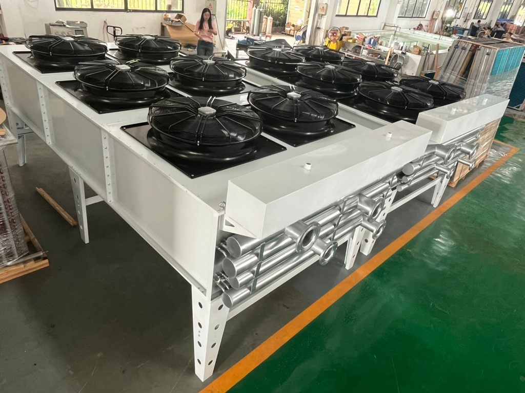 Horizontal Dry Cooler with EC Fan & Water Tank for Power Plant & Energy Cooling