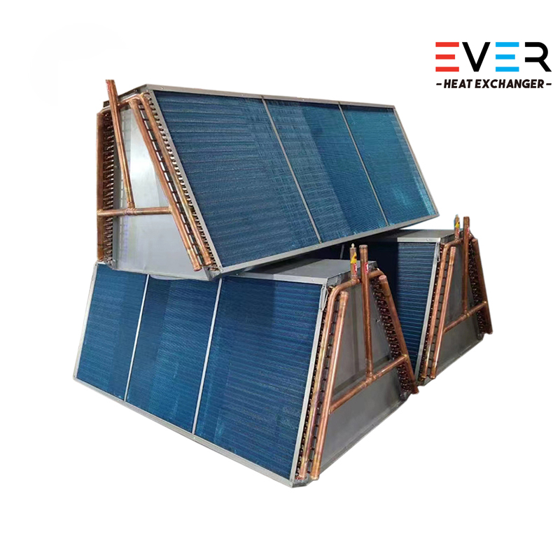 Hybrid condenser system with efficient water-air exchange